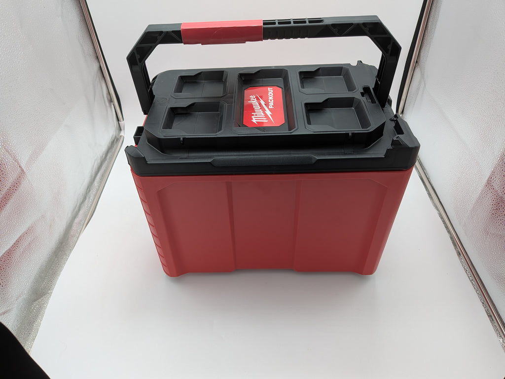 Milwaukee PACKOUT carrying case for battery training model - closed with handle